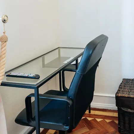 Guest house Double Bed Av Da Republic *